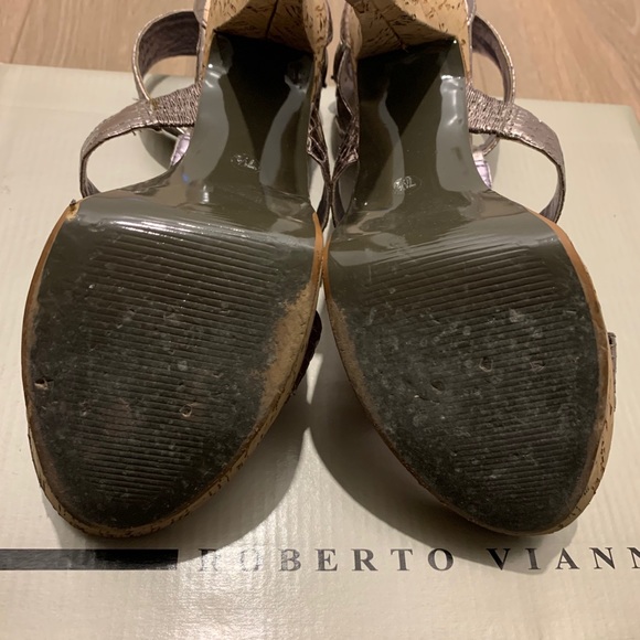 Pewter Roberto Vianni heels - Picture 6 of 9